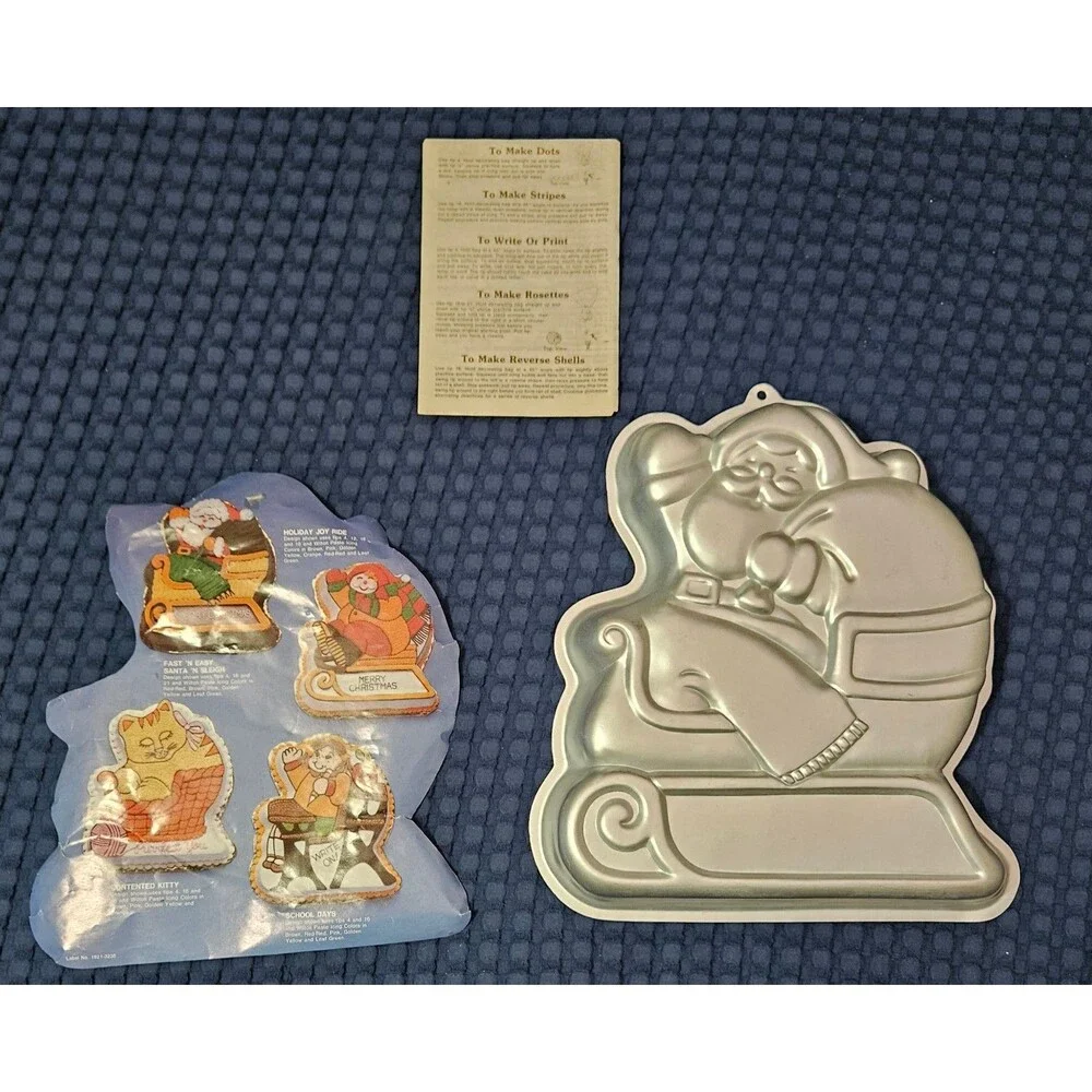 Vintage 1984 Wilton Santa N Sleigh Cake Pan 2105-3235 Christmas w/ Instructions